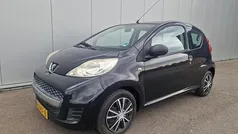 Gebruikt 2010 Peugeot 107 Urban Move Hatchback | € 2.950 (Eerlijke prijs)