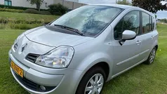 Gebruikt 2013 Renault Grand Modus Night&Day MPV | € 5.500 (Goede deal)