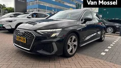 Zwart Gebruikt 2021 Audi A3 Sportback S-Line Hatchback | € 25.900 (Eerlijke prijs)