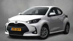 Wit Gebruikt 2021 Toyota Yaris Hybrid Comfort Hatchback | € 18.450 (Goede deal)