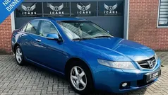 Blauw, metallic lak Gebruikt 2003 Honda Accord Executive Sedan | € 8.500 (Eerlijke prijs)