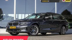 Grijs Gebruikt 2022 BMW 320e Stationwagen | € 33.345 (Goede deal)