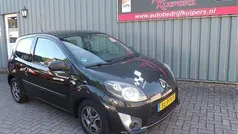 Zwart Gebruikt 2011 Renault Twingo Authentique Hatchback | € 2.950 (Eerlijke prijs)