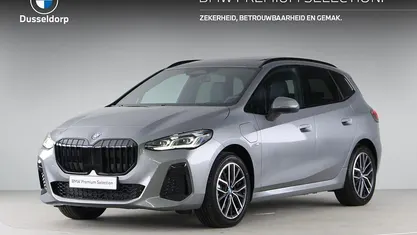 Grijs Occasion 2025 BMW 225 Active Tourer M Sport MPV | € 42.450 (Eerlijke prijs)
