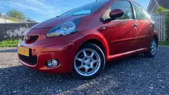 Rood Gebruikt 2010 Toyota Aygo Hatchback | € 3.999 (Goede deal)