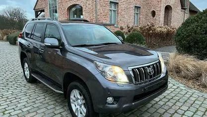 Grijs Gebruikt 2011 Toyota Land Cruiser SUV | € 23.350 (Eerlijke prijs)