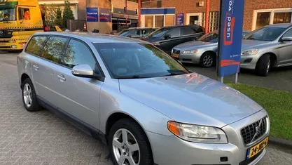 Occasion Volvo V70 136 PK (100 kW) 2009 Zilver, metallic lak Stationwagen