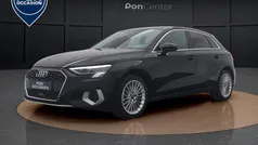 Zwart Gebruikt 2023 Audi A3 Sportback Advanced Hatchback | € 27.450 (Eerlijke prijs)