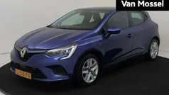 Blauw Gebruikt 2021 Renault Clio V Zen Hatchback | € 12.940 (Eerlijke prijs)