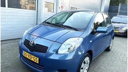 Gebruikt 2007 Toyota Yaris Sol Hatchback | € 3.250 (Eerlijke prijs)