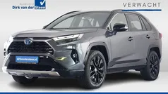 Gebruikt 2024 Toyota RAV4 Style SUV | € 47.850 (Eerlijke prijs)