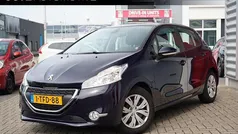Gebruikt 2014 Peugeot 208 Envy Hatchback | € 4.995 (Super prijs)
