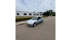 Grijs Gebruikt 2001 Peugeot 106 Hatchback | € 699 (Eerlijke prijs)
