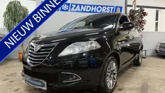 Zwart Gebruikt 2013 Lancia Ypsilon Gold Hatchback | € 4.495 (Eerlijke prijs)