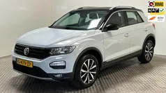 Wit Gebruikt 2020 VW T-Roc Business SUV | € 22.800 (Eerlijke prijs)