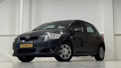 Grijs Gebruikt 2007 Toyota Auris Sol Hatchback | € 4.244 (Eerlijke prijs)