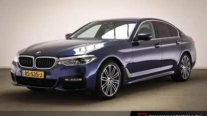 Blauw Occasion 2018 BMW 530e Executive Sedan | € 27.695 (Eerlijke prijs)