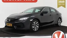 Zwart Gebruikt 2019 Honda Civic Comfort Hatchback | € 15.388 (Eerlijke prijs)