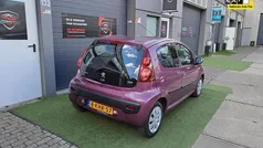 Paars Gebruikt 2013 Peugeot 107 Active Hatchback | € 3.150 (Eerlijke prijs)
