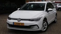 Gebruikt 2021 VW Golf VIII Life Hatchback | € 16.950 (Goede deal)