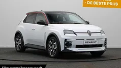 Wit Gebruikt 2024 Renault R5 Komfort Hatchback | € 33.945 (Eerlijke prijs)