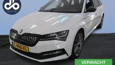 Wit Gebruikt 2021 Skoda Superb Business Line Stationwagen | € 19.934 (Eerlijke prijs)