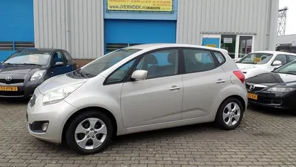 Gebruikt 2010 Kia Venga Hatchback | € 4.445 (Eerlijke prijs)