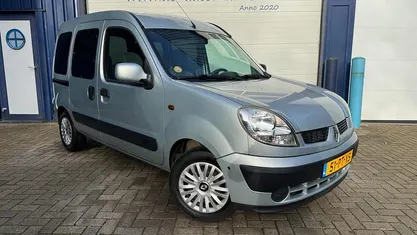 Grijs Gebruikt 2004 Renault Kangoo MPV | € 2.995 (Eerlijke prijs)