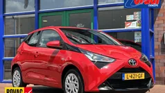Gebruikt 2021 Toyota Aygo X-play Hatchback | € 16.645 (Eerlijke prijs)