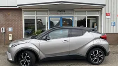 Gebruikt 2016 Toyota C-HR SUV | € 18.445 (Eerlijke prijs)