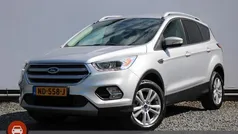 Grijs Gebruikt 2017 Ford Kuga Trend SUV | € 13.450 (Goede deal)