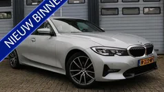 Grijs, metallic lak Gebruikt 2021 BMW 318 Shadowline Sedan | € 25.949 (Goede deal)