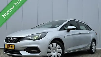Grijs Occasion 2020 Opel Astra Executive Stationwagen | € 10.940 (Eerlijke prijs)