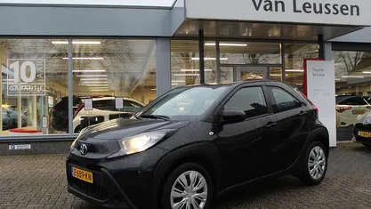 Occasion 2024 Toyota Aygo X X-play SUV | € 16.590 (Goede deal)