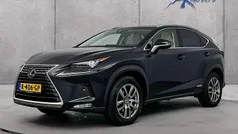 Zwart Gebruikt 2018 Lexus NX300h Luxury Line SUV | € 28.800 (Eerlijke prijs)
