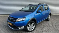 Gebruikt 2013 Dacia Sandero Lauréate Hatchback | € 4.735 (Eerlijke prijs)