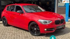 Rood, metallic lak Gebruikt 2012 BMW 118 Comfort Edition Hatchback | € 11.950 (Eerlijke prijs)
