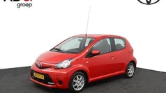 Rood Gebruikt 2012 Toyota Aygo Hatchback | € 6.950 (Goede deal)