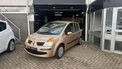 Occasion Renault Modus Dynamique 75 PK (55 kW) 2005 Beige MPV