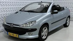 Gebruikt 2003 Peugeot 206 CC Cabriolet | € 1.499 (Eerlijke prijs)