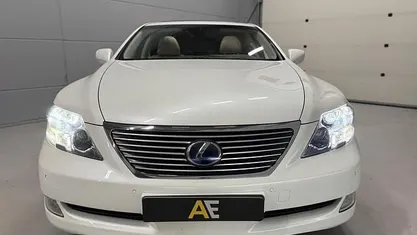 Wit Gebruikt 2008 Lexus LS600h L President Line Sedan | € 18.950