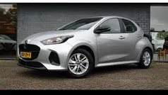 Grijs Gebruikt 2025 Mazda 2 Center-Line Hatchback | € 23.485 (Eerlijke prijs)