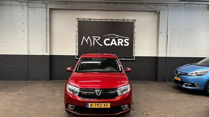 Occasion Dacia Sandero Essentiel 101 PK (74 kW) 2020 Rood Hatchback