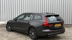 Gebruikt 2025 Volvo V60 Plus Stationwagen | € 46.950 (Eerlijke prijs)