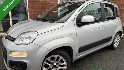 Occasion 2015 Fiat Panda Hatchback | € 5.899 (Eerlijke prijs)