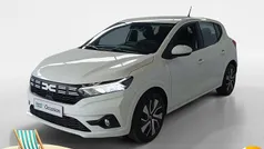 Ijswit 369 Gebruikt 2024 Dacia Sandero Expression Hatchback | € 15.935 (Super prijs)