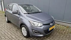 Grijs Gebruikt 2014 Hyundai i20 Hatchback | € 6.750 (Eerlijke prijs)