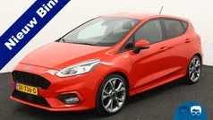 Rood Gebruikt 2018 Ford Fiesta ST-Line Hatchback | € 11.900 (Eerlijke prijs)