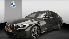Gebruikt 2024 BMW 330 M Sport Sedan | € 45.900 (Eerlijke prijs)