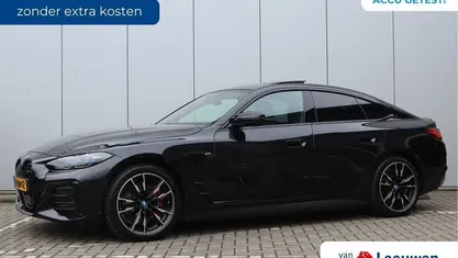 Zwart Gebruikt 2022 BMW i4 Executive Sedan | € 48.995 (Eerlijke prijs)